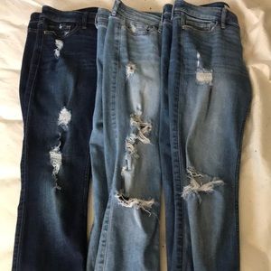 3 PAIRS OF HOLLISTER JEANS FOR $17